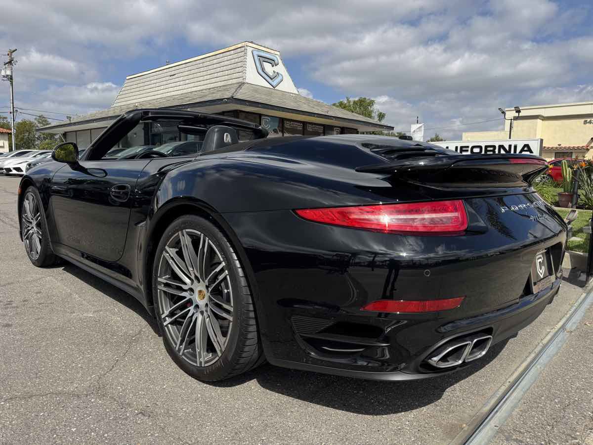 Used 2016 Porsche 911 Turbo image 6