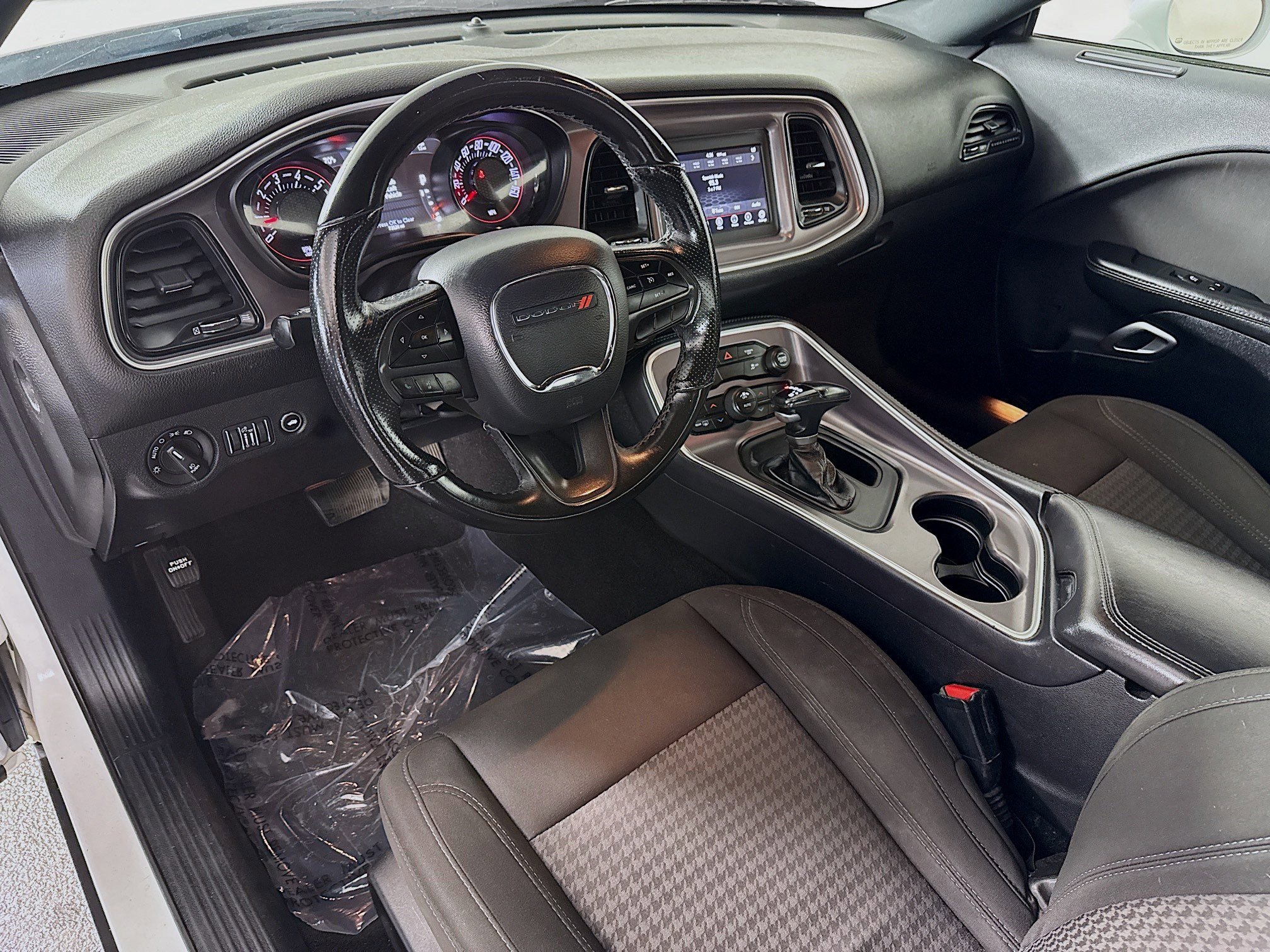 Used 2019 Dodge Challenger SXT w/ Blacktop Package image 23