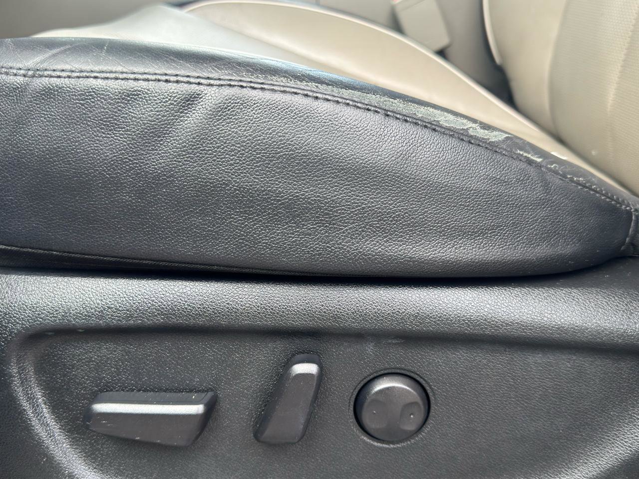 Used 2020 Kia Sedona EX image 16