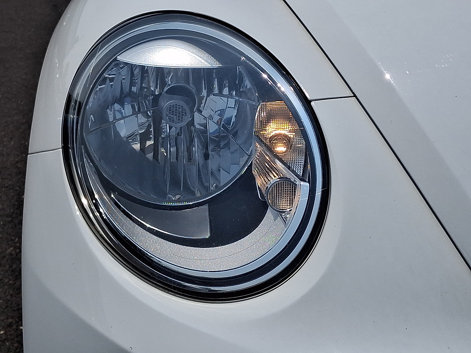 Used 2016 Volkswagen Beetle 1.8T S FWD image 11