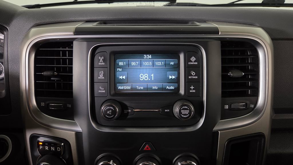 Used 2018 RAM 1500 Classic SLT AWD/4WD image 20