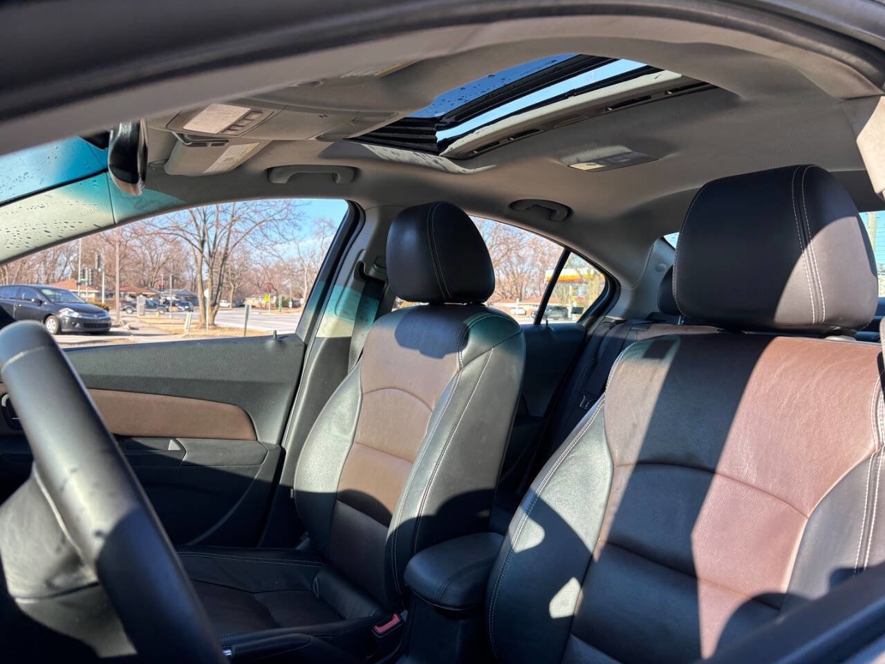 Used 2015 Chevrolet Cruze LTZ w/ Sun, Sound and Sport Package image 11