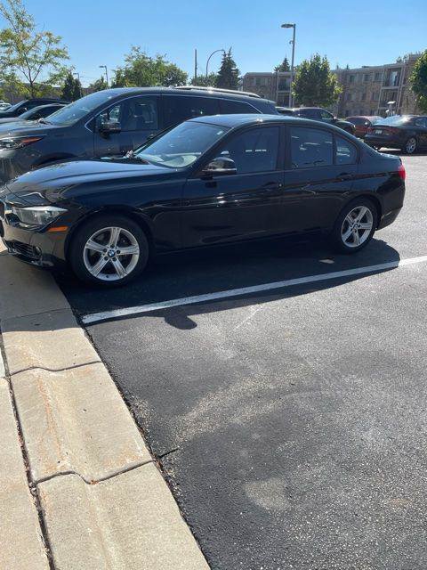 Used 2013 BMW 328i xDrive Sedan AWD/4WD image 3