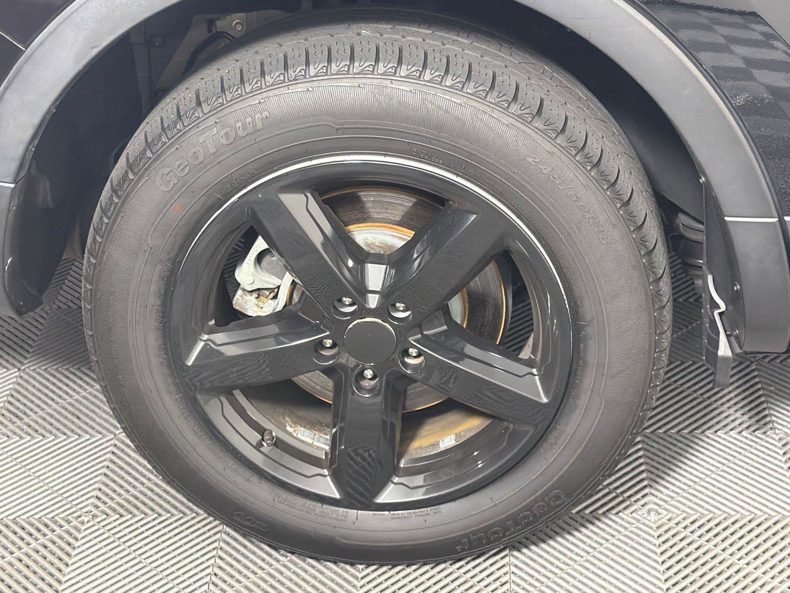Used 2018 Ford Explorer FWD image 17
