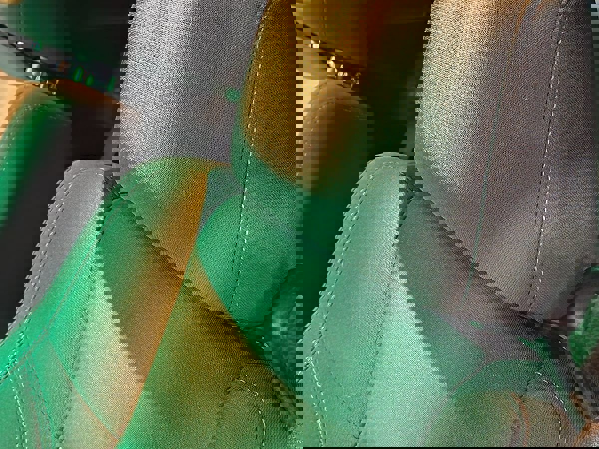 Used 2019 Dodge Challenger SXT image 32