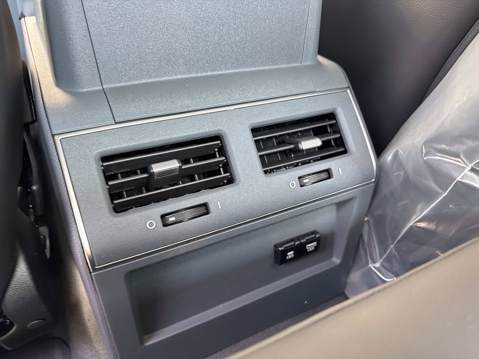 New 2025 INEOS Grenadier Fieldmaster Edition image 13