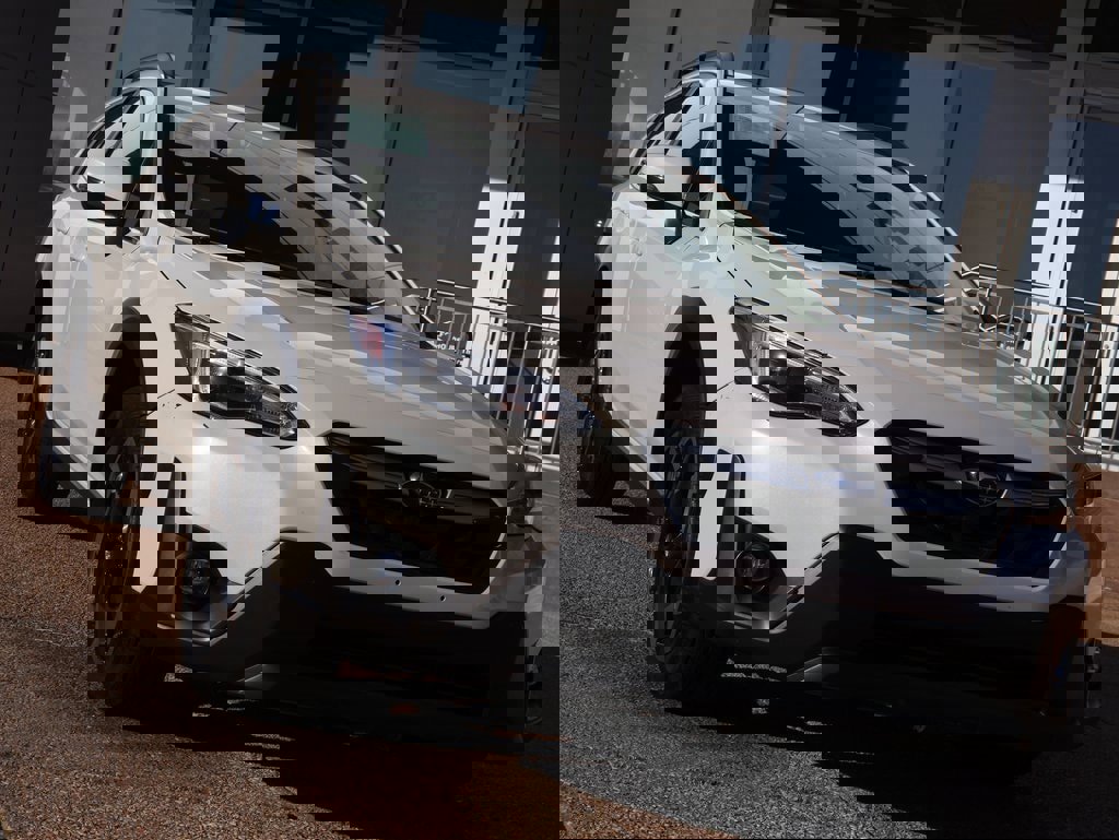 Used 2023 Subaru Crosstrek 2.5i Limited w/ Moonroof Package image 7