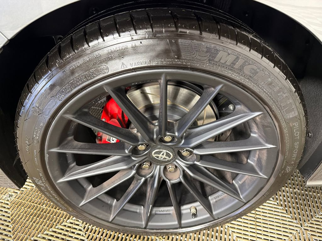 Used 2025 Toyota Corolla Premium image 17