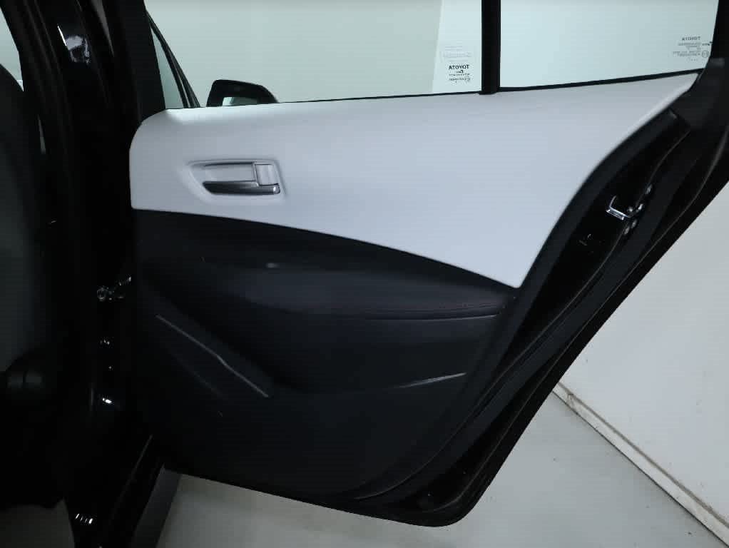 Certified 2024 Toyota Corolla SE w/ SE Premium Package FWD image 31