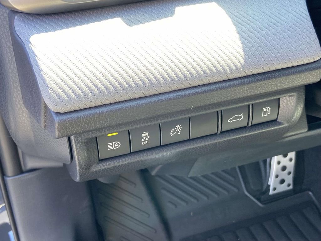 New 2026 Toyota Camry SE FWD image 19