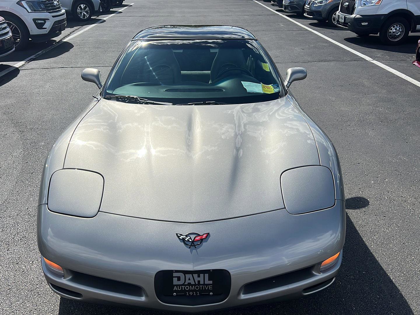 Used 2000 Chevrolet Corvette Coupe w/ Memory Pkg RWD image 16