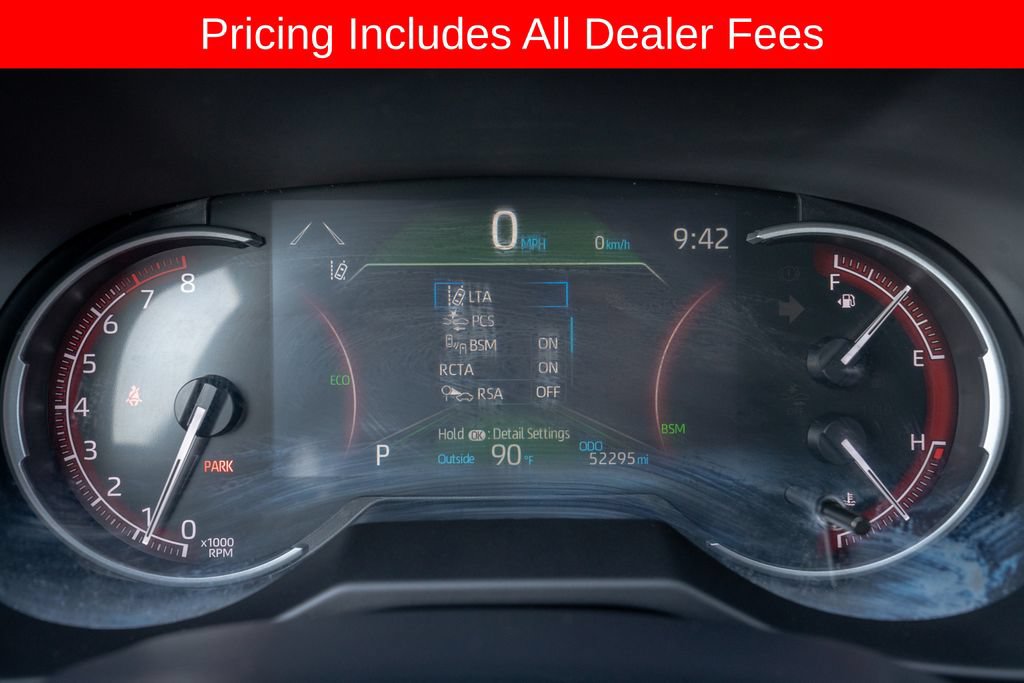 Used 2025 Toyota RAV4 XLE FWD image 17