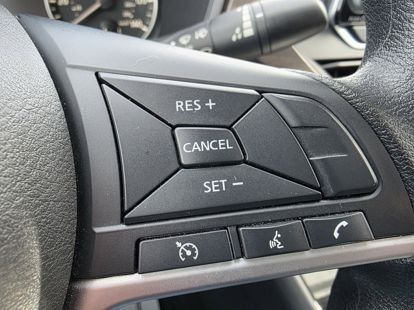 Used 2024 Nissan Altima 2.5 SV image 16