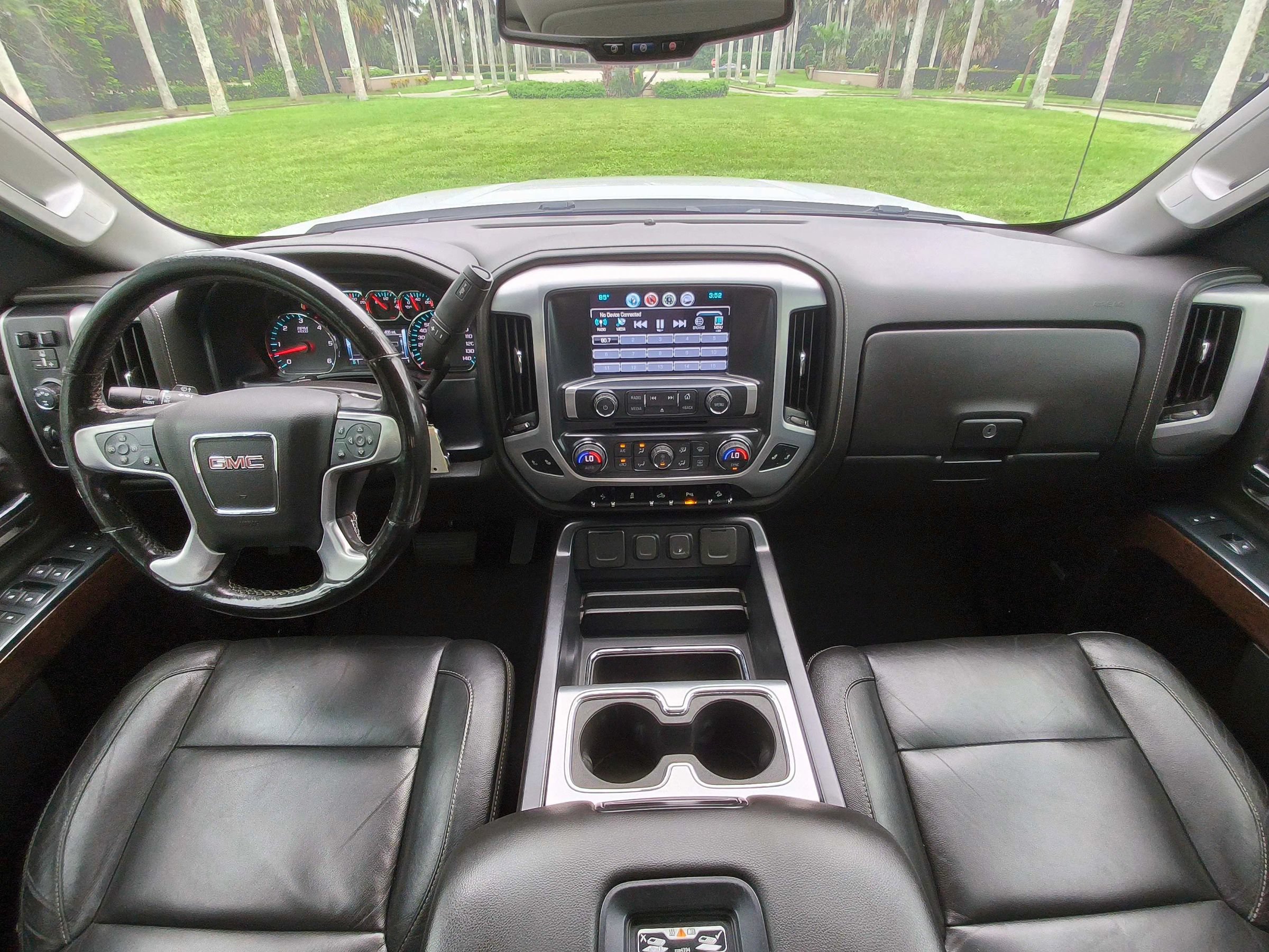 Used 2019 GMC Sierra 2500 SLT AWD/4WD image 26
