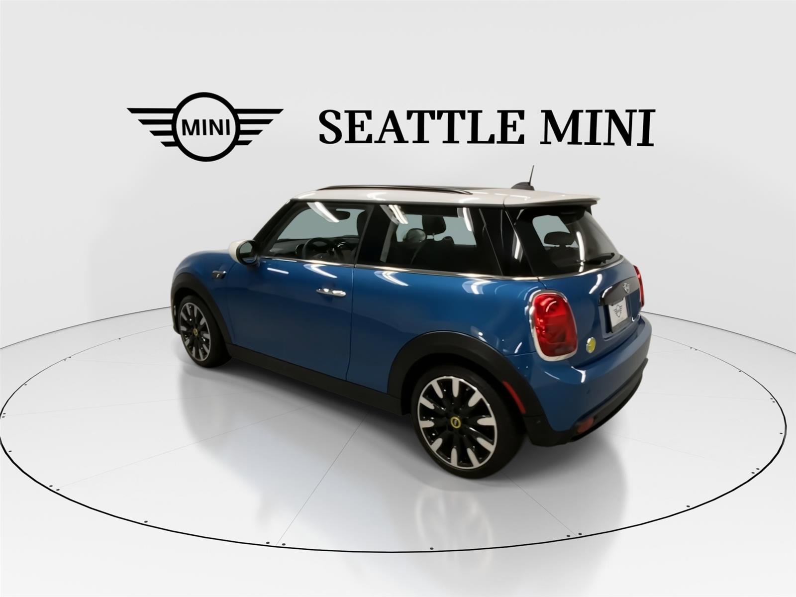 Certified 2023 MINI Cooper SE image 8