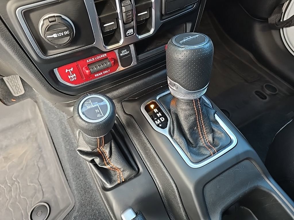 Used 2023 Jeep Gladiator Mojave w/ Trailer Tow Package image 17