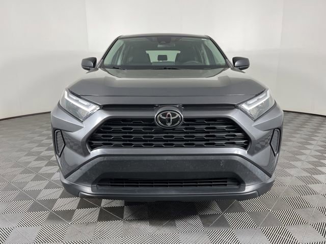 Used 2023 Toyota RAV4 LE FWD image 5