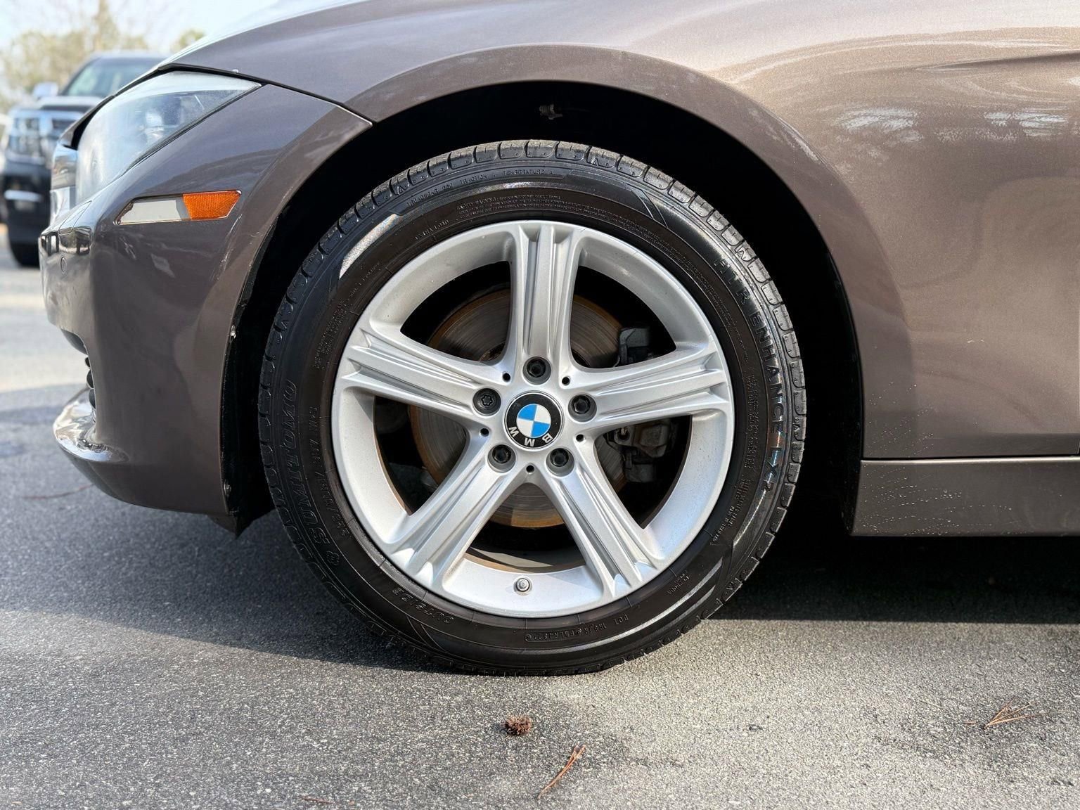 Used 2015 BMW 328i xDrive Sedan image 12