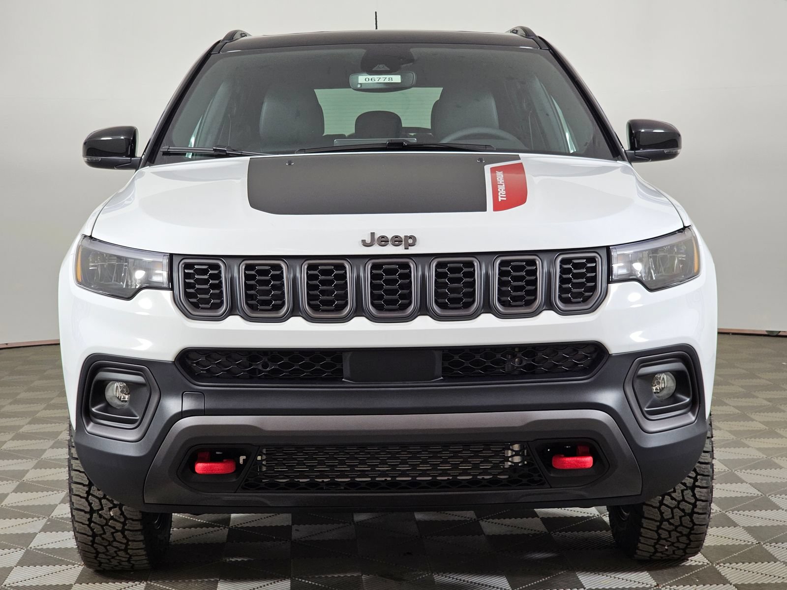New 2026 Jeep Compass Trailhawk w/ Sun, Sound & Navigation Group AWD/4WD image 36