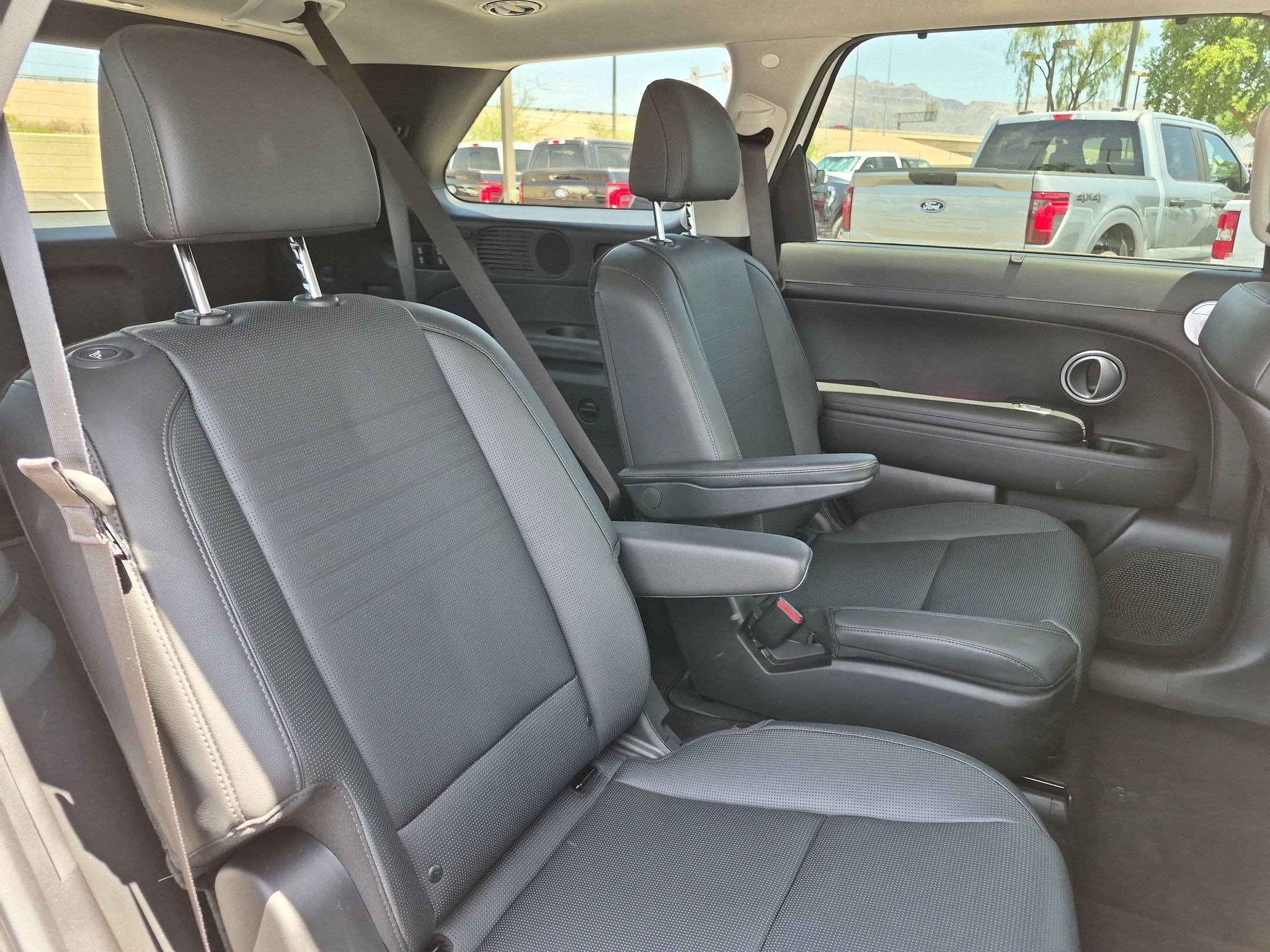 Certified 2026 Hyundai Palisade Limited AWD/4WD image 26