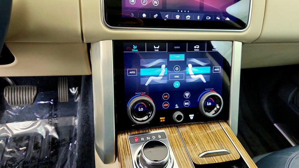Used 2019 Land Rover Range Rover HSE AWD/4WD image 17