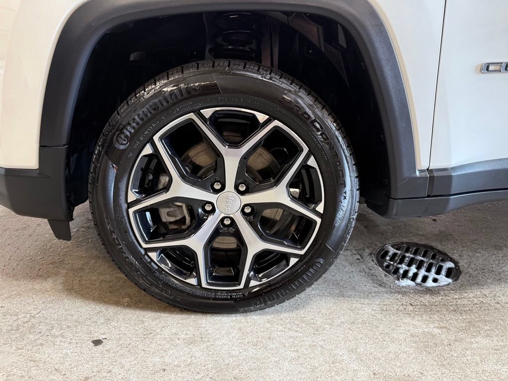 Used 2024 Jeep Compass Limited AWD/4WD image 36