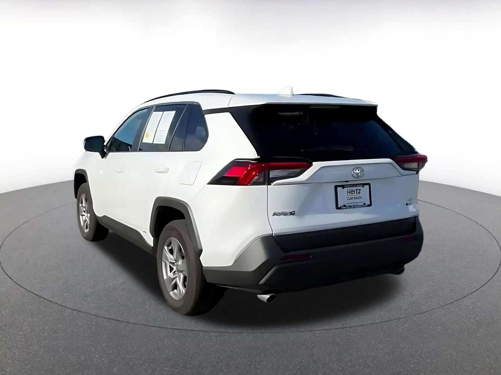 Used 2025 Toyota RAV4 LE image 11