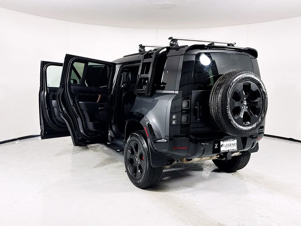 Used 2022 Land Rover Defender 110 X AWD/4WD image 27