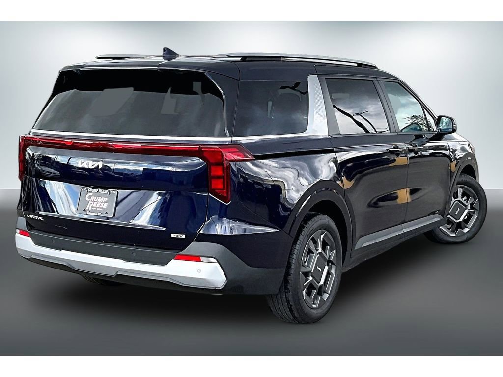 Used 2026 Kia Carnival EX image 6