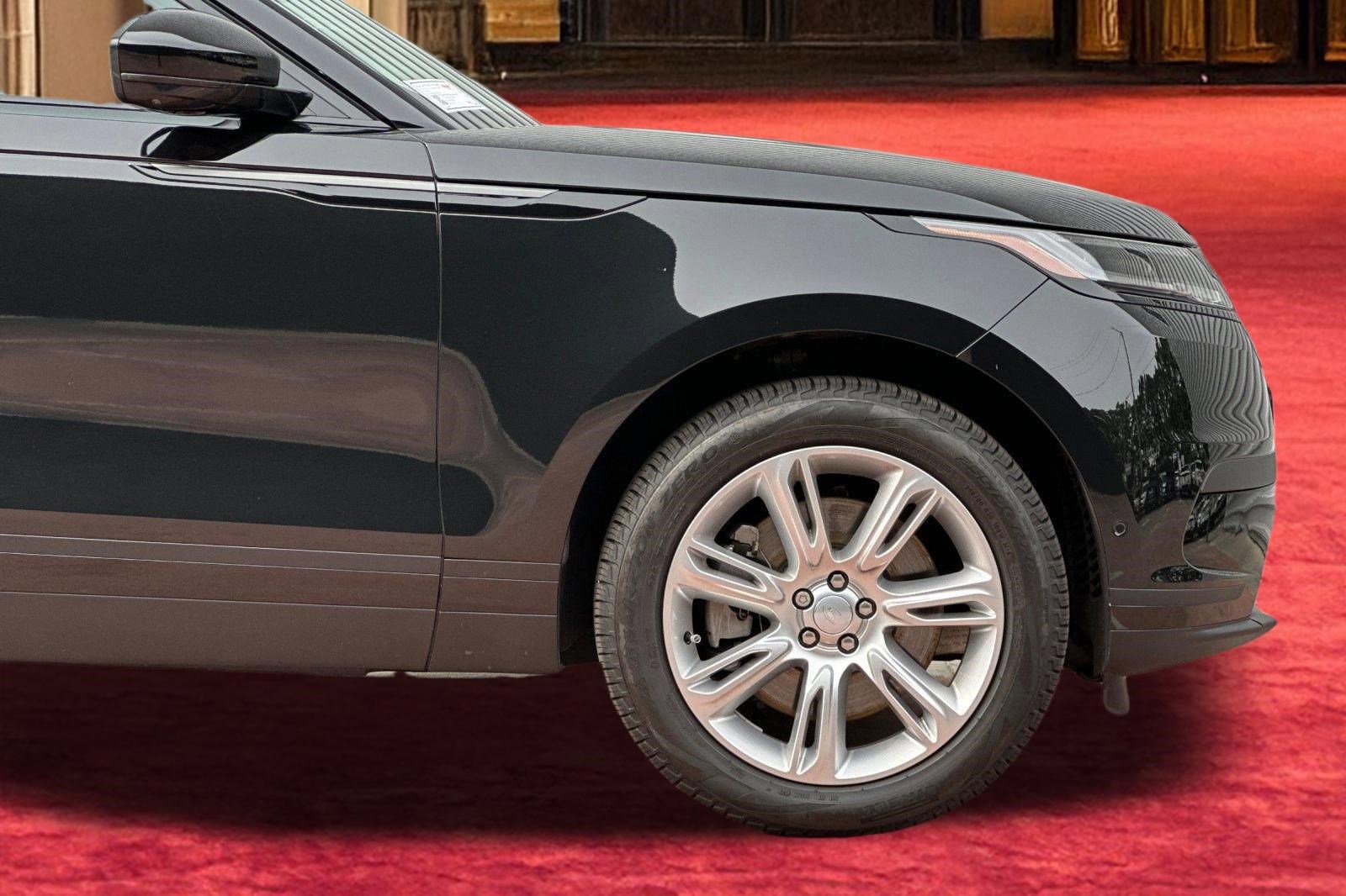 Used 2026 Land Rover Range Rover Velar S image 37