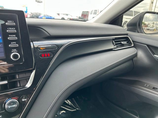 Used 2023 Toyota Camry SE FWD image 6