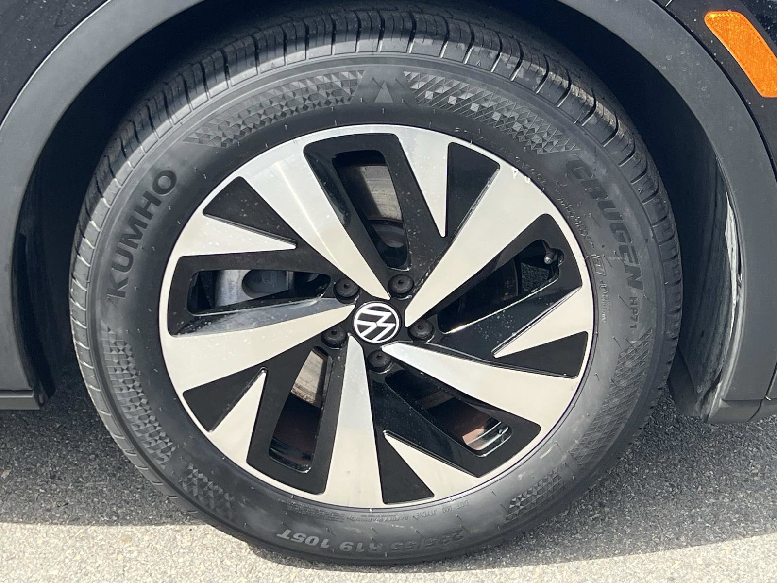 Used 2023 Volkswagen ID.4 Pro image 30