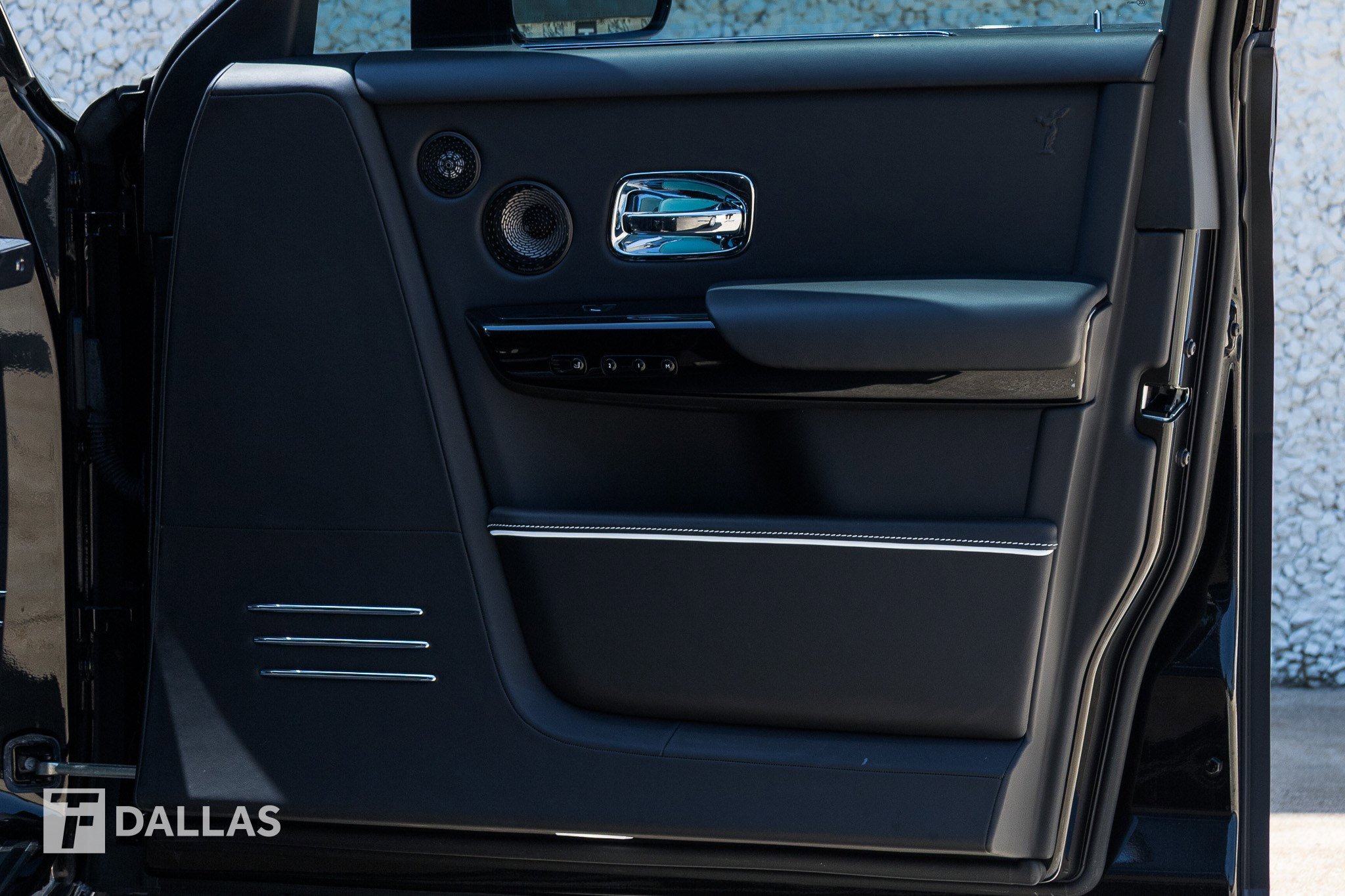 Used 2023 Rolls-Royce Phantom Extended Wheelbase RWD image 46