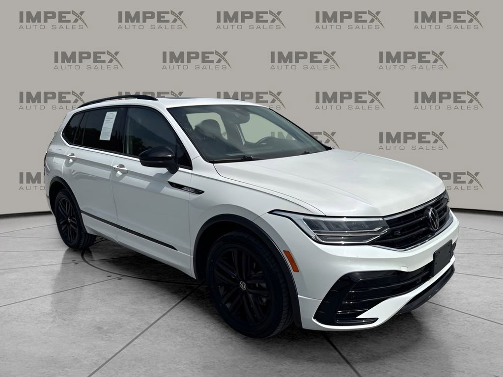 Used 2022 Volkswagen Tiguan SE R-Line FWD image 7
