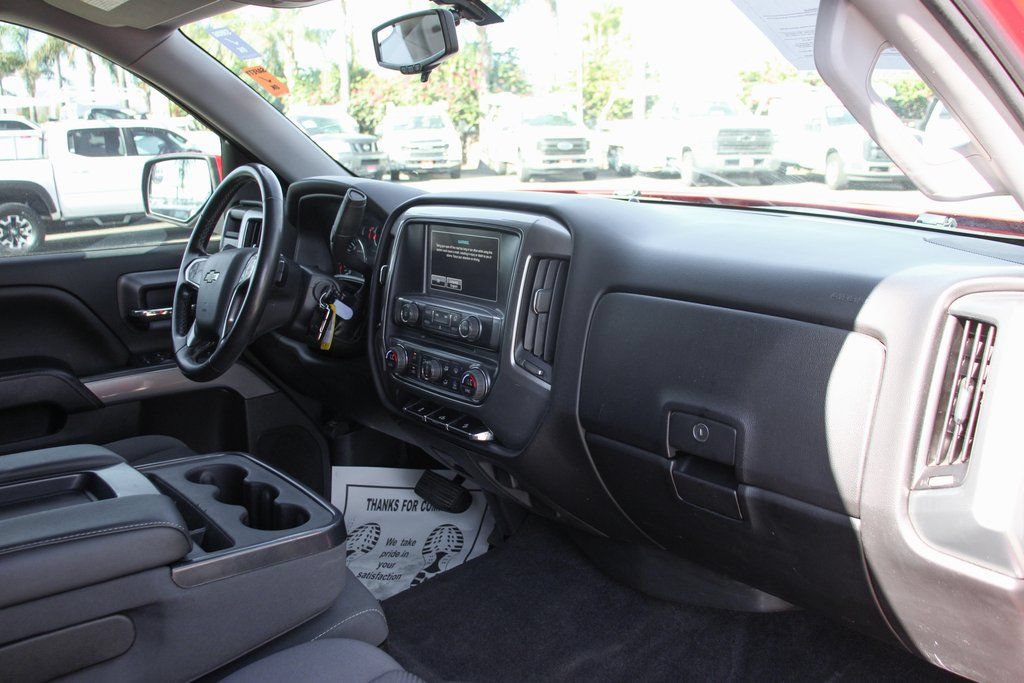 Used 2018 Chevrolet Silverado 1500 LT w/ Texas Edition image 35