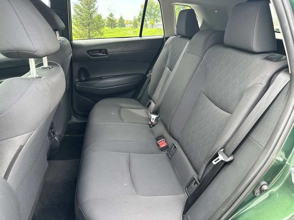 Used 2022 Toyota Corolla Cross LE AWD/4WD image 14