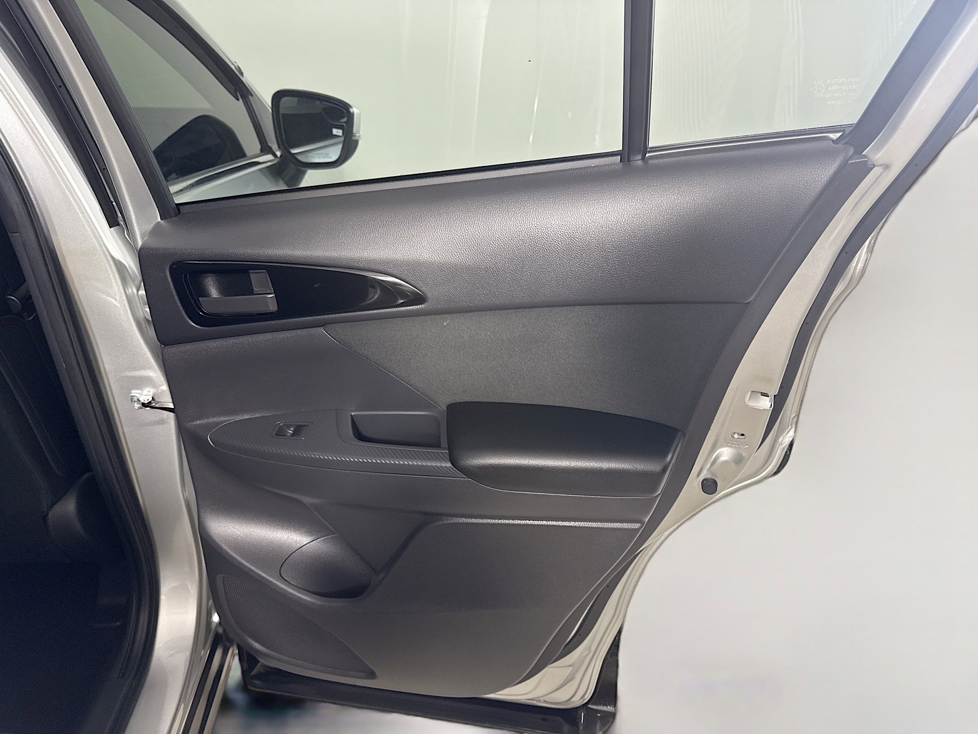 Used 2025 Mitsubishi Eclipse Cross ES image 27