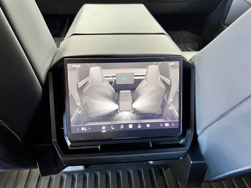Used 2024 Tesla Cybertruck Cyberbeast AWD/4WD image 22