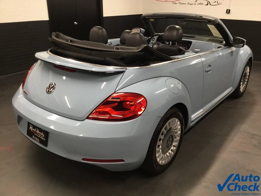Used 2013 Volkswagen Beetle 2.5 FWD image 11