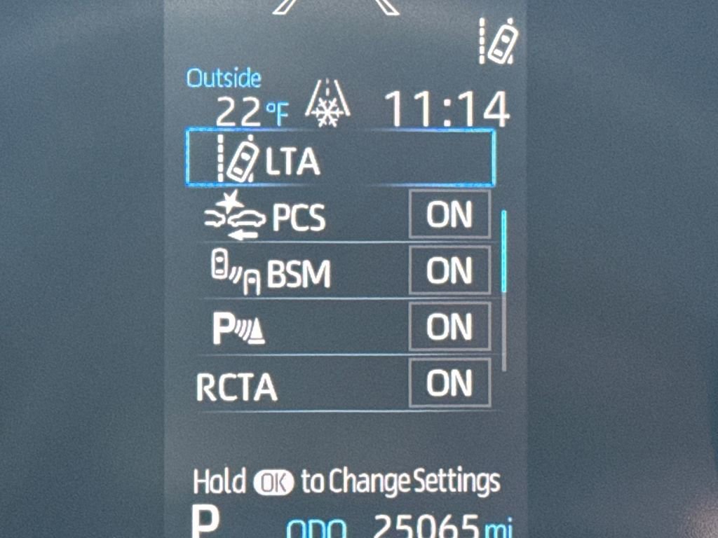 Used 2022 Toyota Sienna XSE image 18