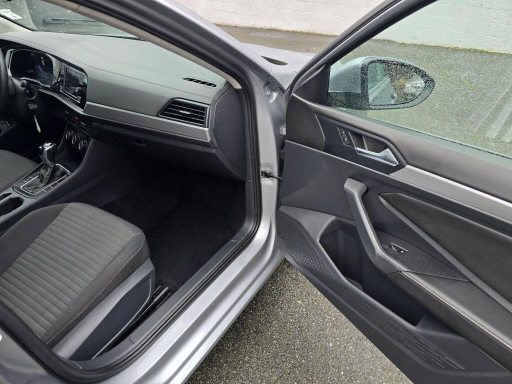 Used 2024 Volkswagen Jetta S FWD image 10