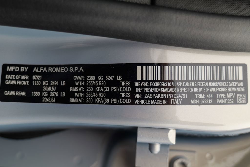 Used 2022 Alfa Romeo Stelvio Ti image 68