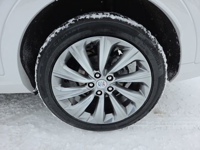 Used 2025 Buick Envista Avenir image 63