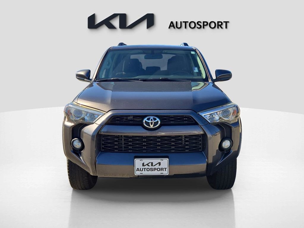 Used 2019 Toyota 4Runner SR5 image 2