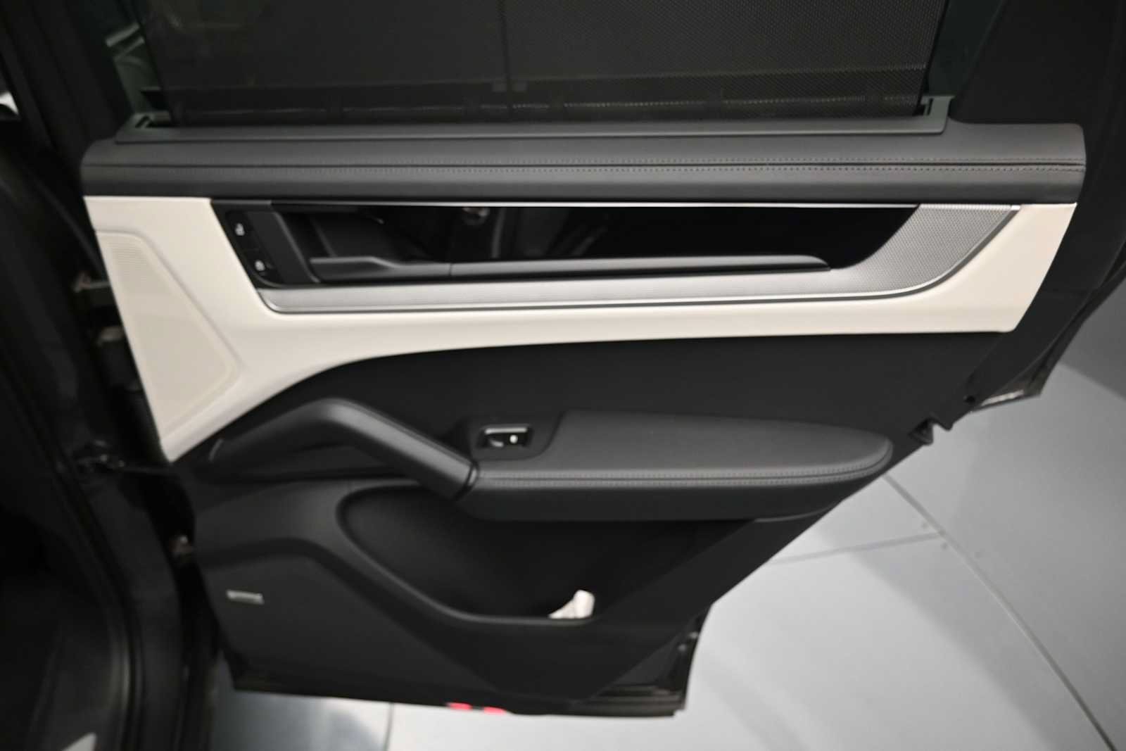 New 2026 Porsche Cayenne S AWD/4WD image 22