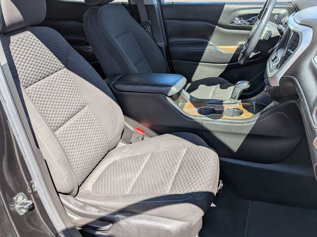 Used 2018 GMC Acadia SLE image 33