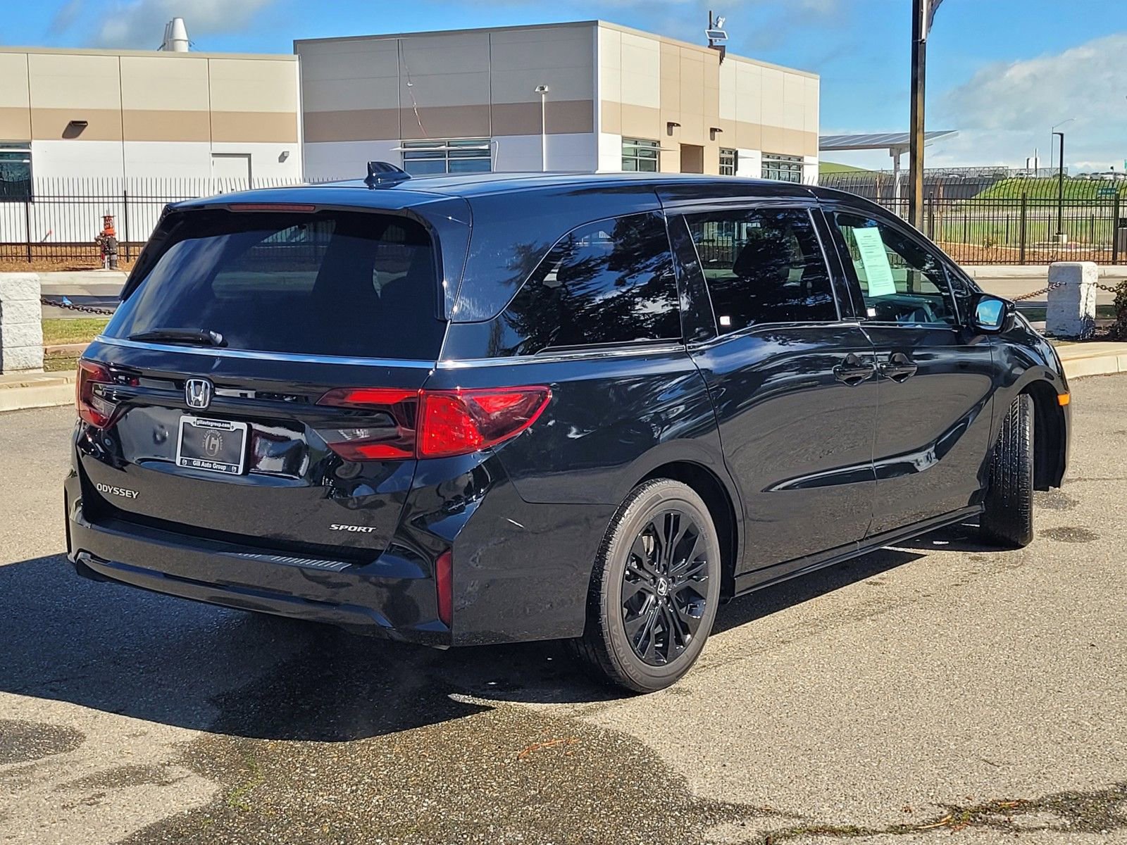 Used 2025 Honda Odyssey Sport-L image 4