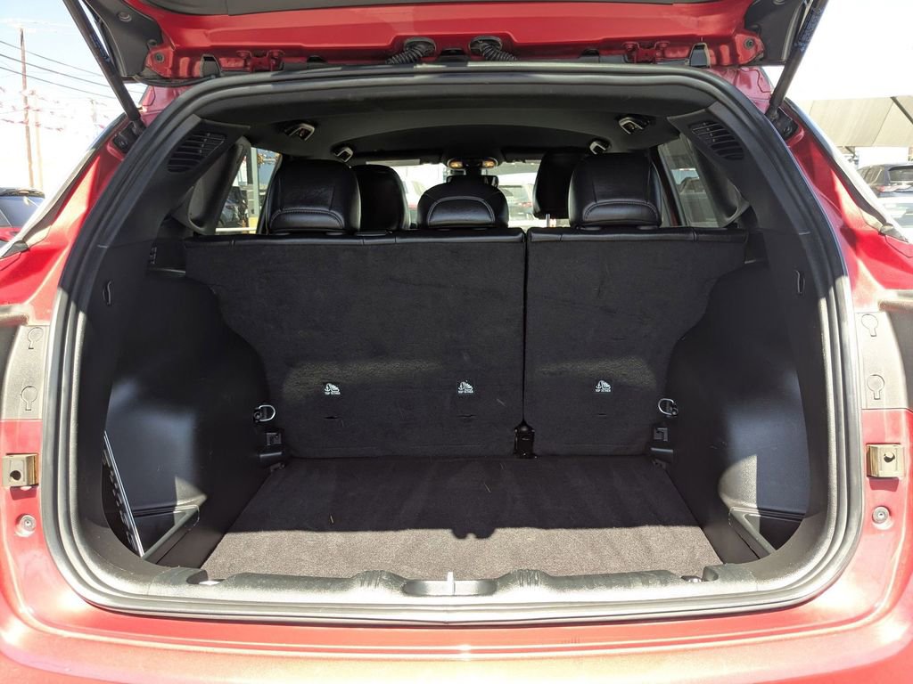 Used 2025 Jeep Compass Limited image 26