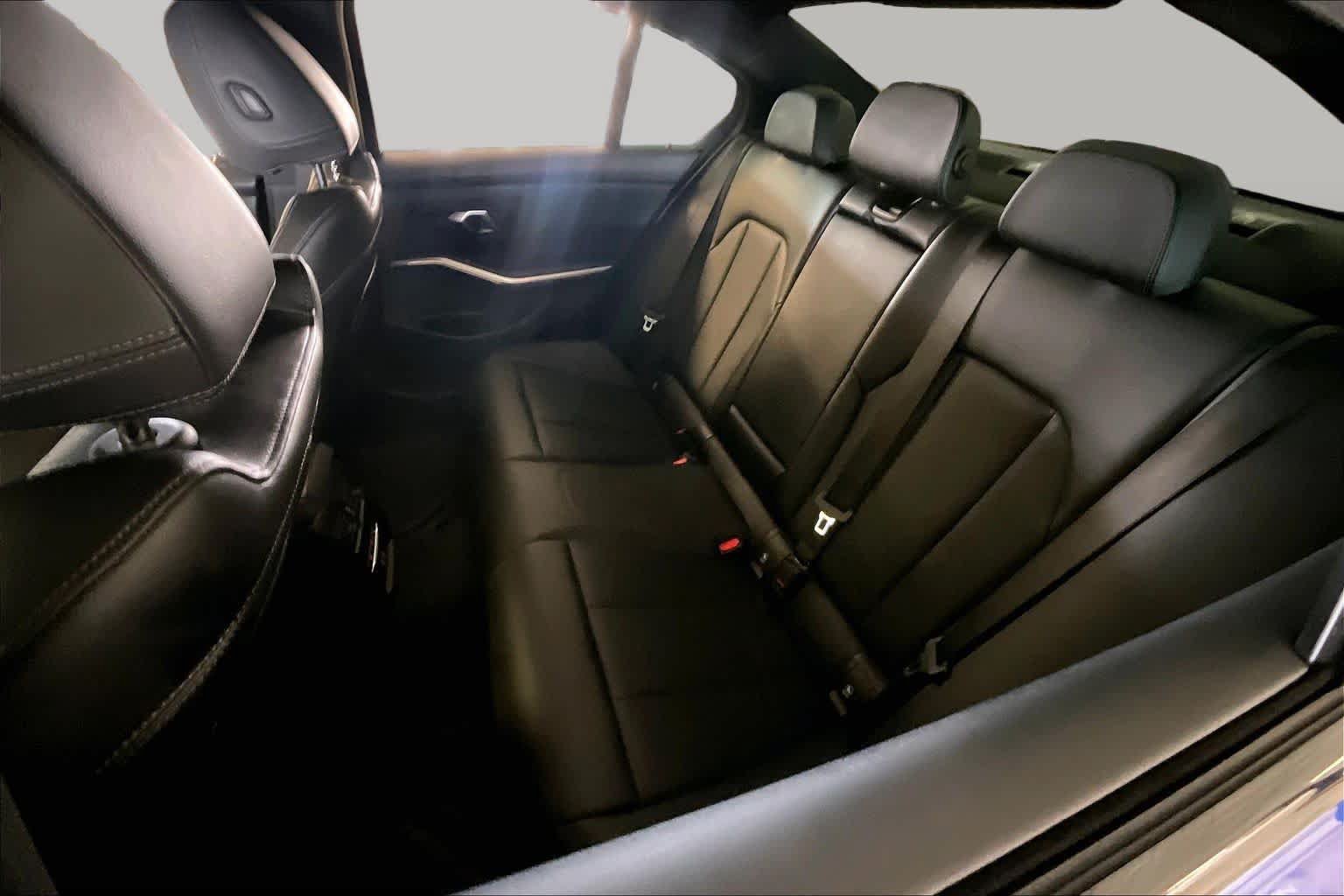 Used 2025 BMW 330i Sedan RWD image 18