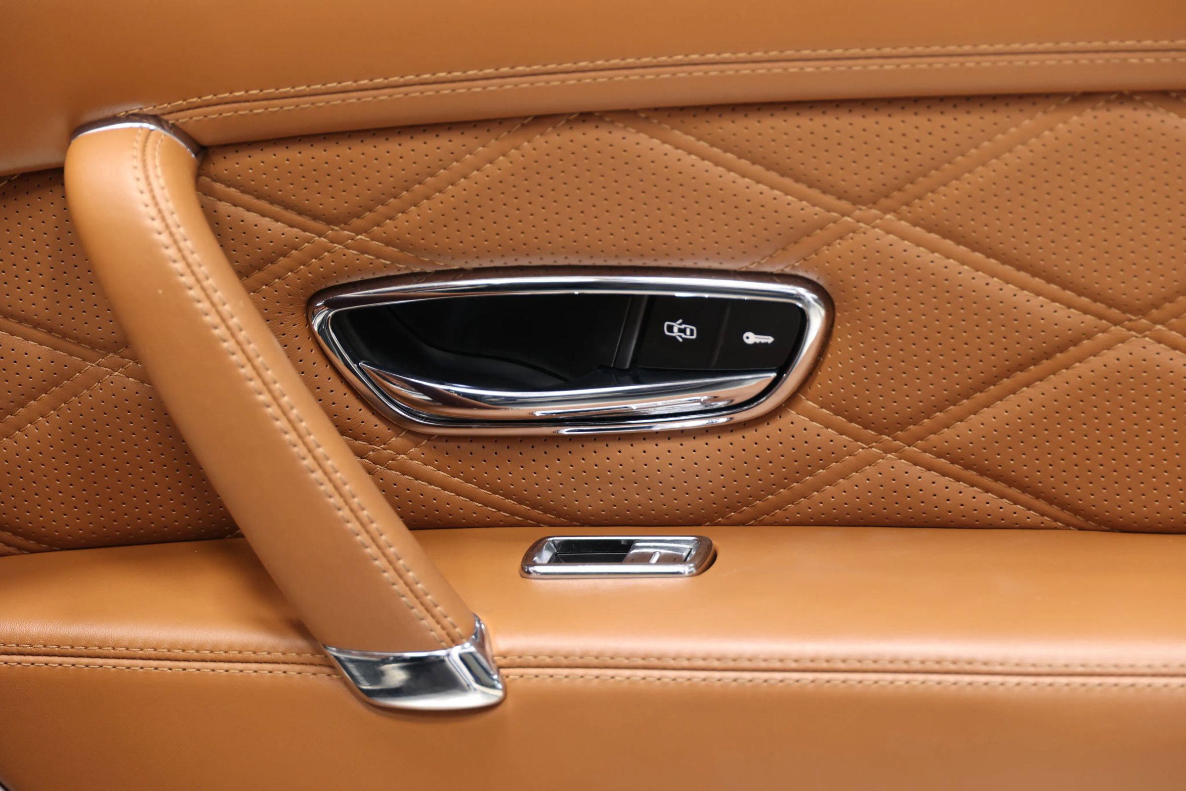 Used 2016 Bentley Flying Spur W12 AWD/4WD image 81